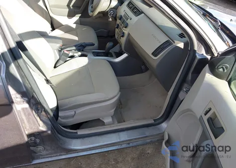 2011 Ford Focus S from USA, damaged, VIN 1FAHP3EN2BW117783